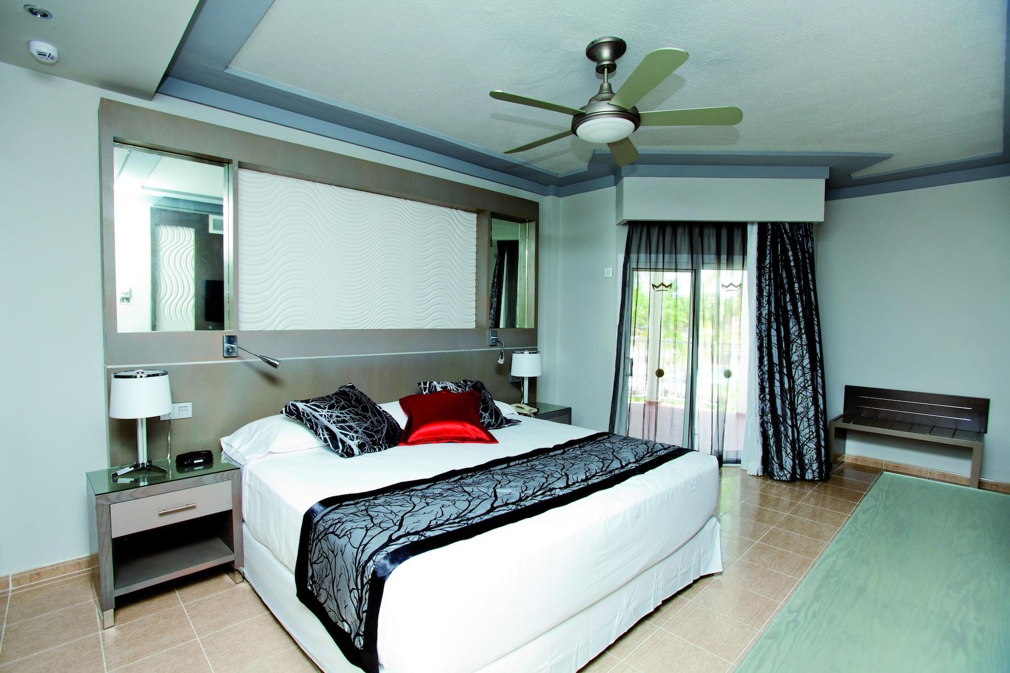 Riu Palace Macao (Adults Only) ปุนตากานา ภายนอก รูปภาพ